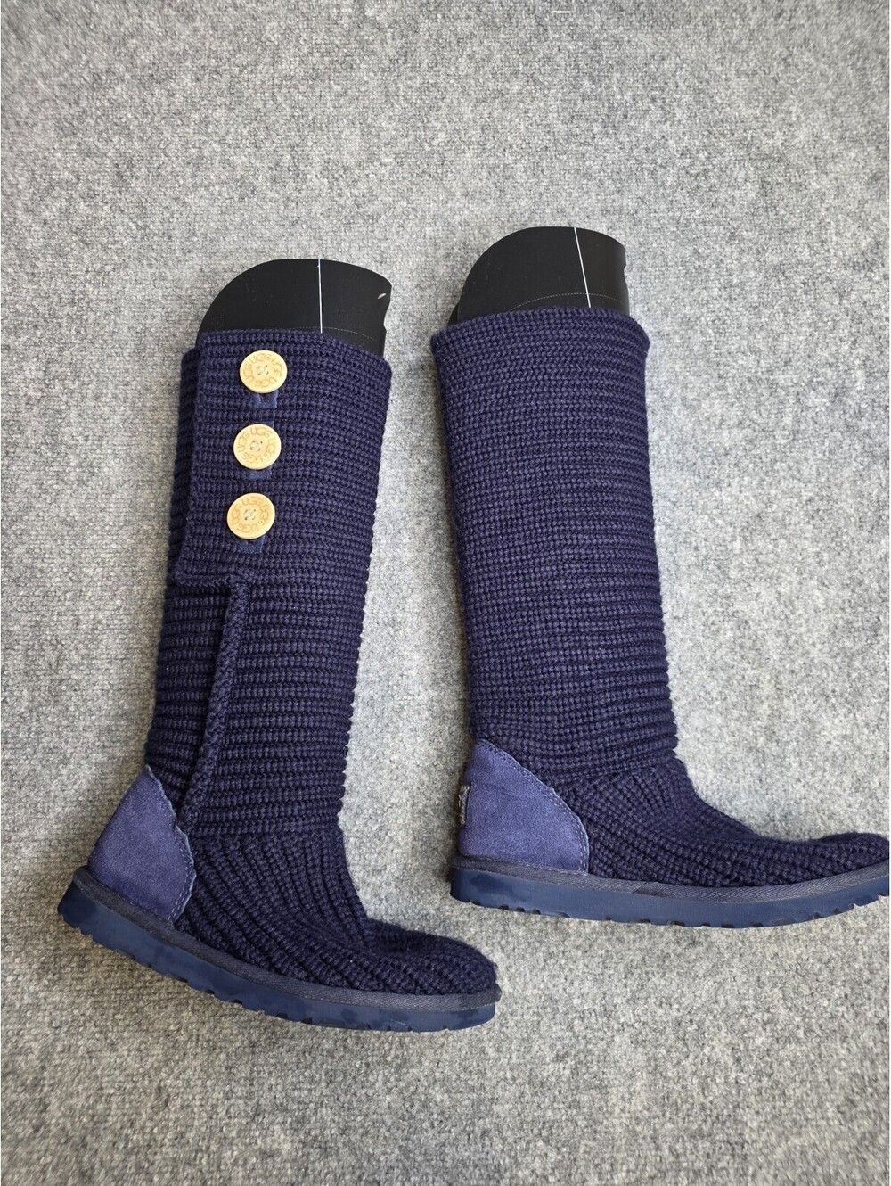 UGG Australia Women's Classic Cardy Knit Boots Navy Blue Size 6 3-Button 5819